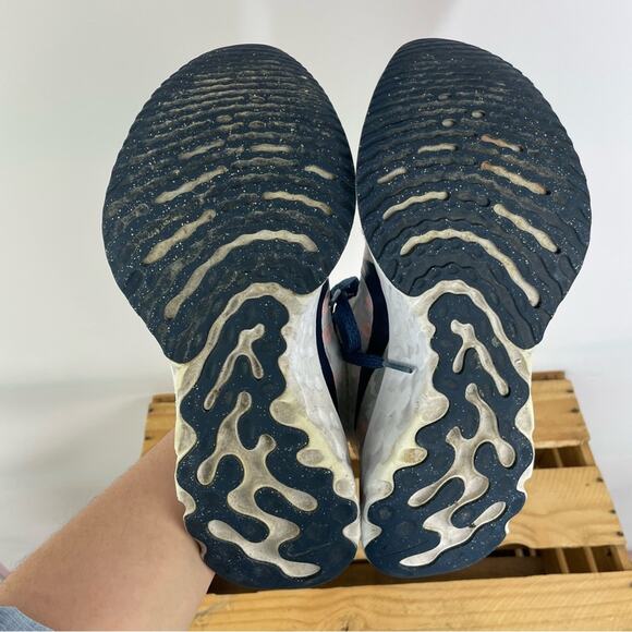 Nike React Infinity Run FK 3 running sneaker size 8.5 floral print - Picture 9 of 9